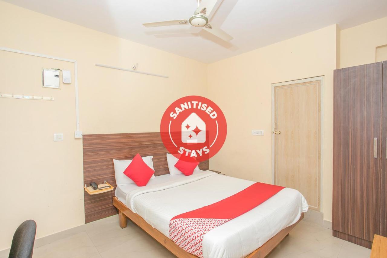 Отель Oyo 10291 Sri Venkatadri Residency Бангалор Экстерьер фото