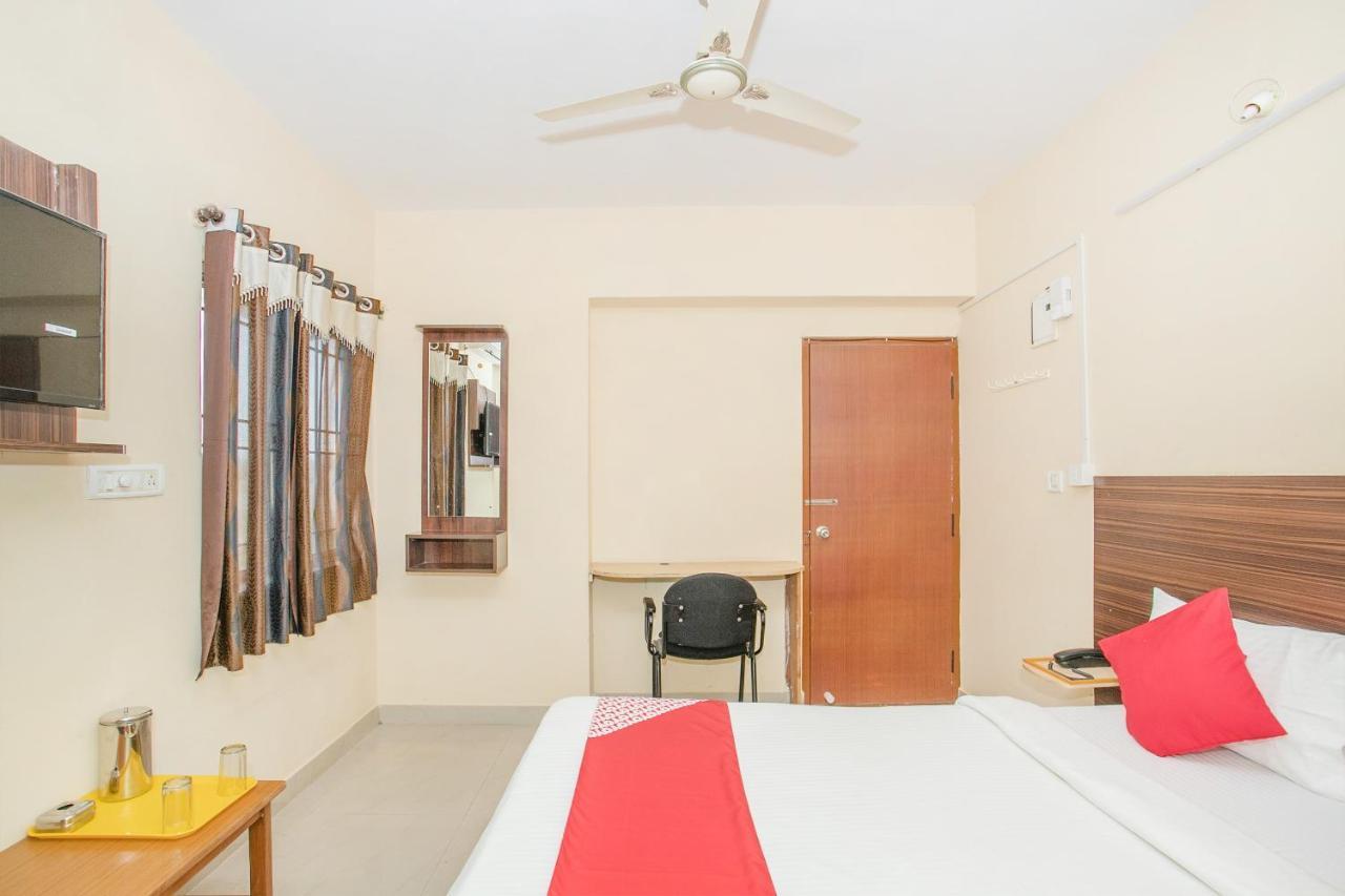 Отель Oyo 10291 Sri Venkatadri Residency Бангалор Экстерьер фото