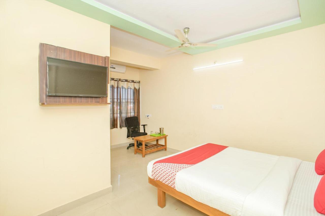 Отель Oyo 10291 Sri Venkatadri Residency Бангалор Экстерьер фото